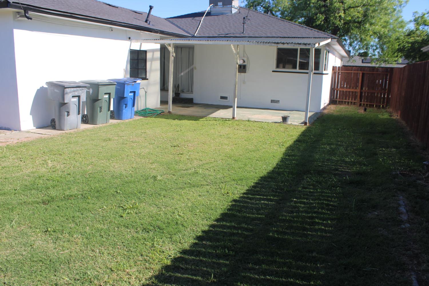 3645 E Cortland Ave, Fresno, CA 93726
