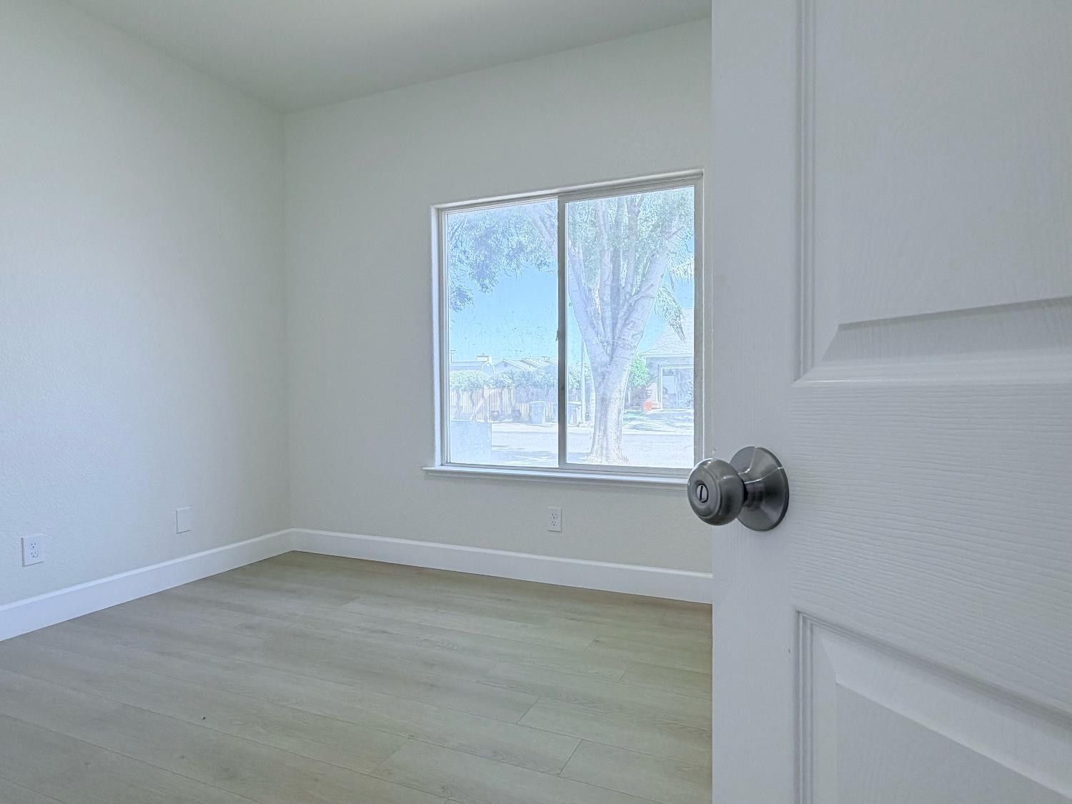 1559 Ronnie Ct, Merced, CA 95341