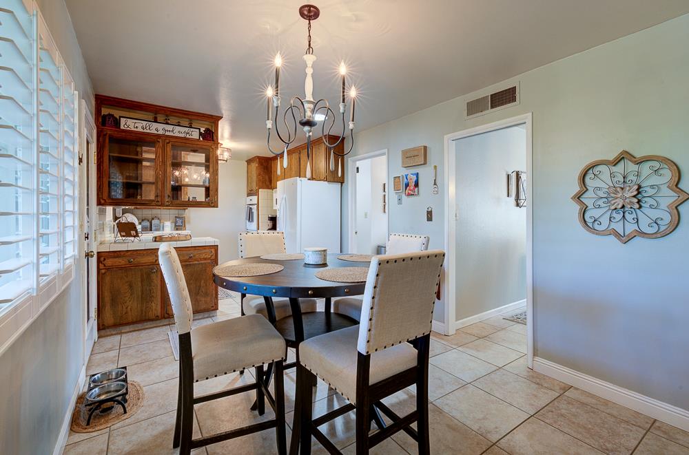 719 E Alluvial Ave, Fresno, CA 93720