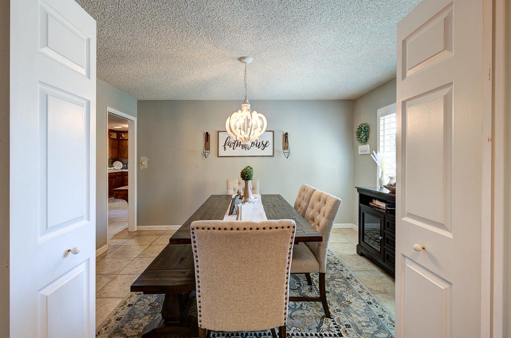 719 E Alluvial Ave, Fresno, CA 93720