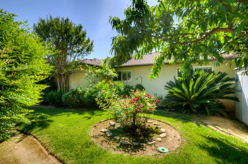 719 E Alluvial Ave, Fresno, CA 93720