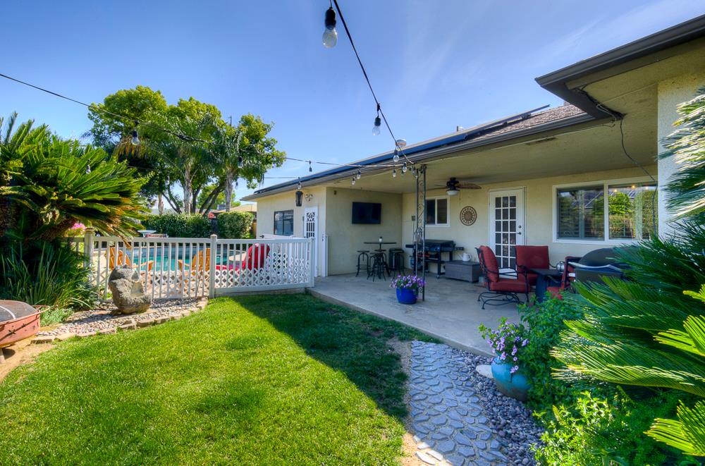 719 E Alluvial Ave, Fresno, CA 93720