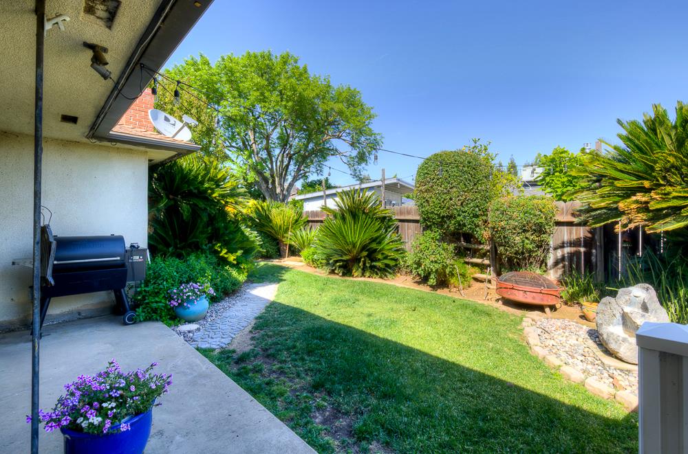 719 E Alluvial Ave, Fresno, CA 93720