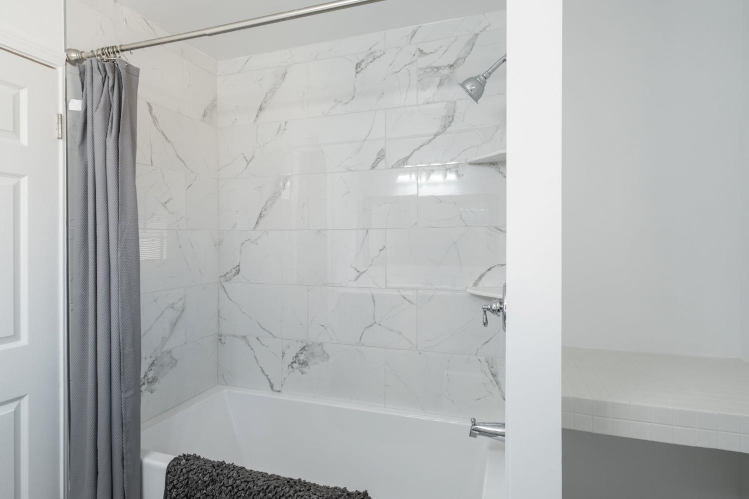 1715 W Terrace Ave, Fresno, CA 93705