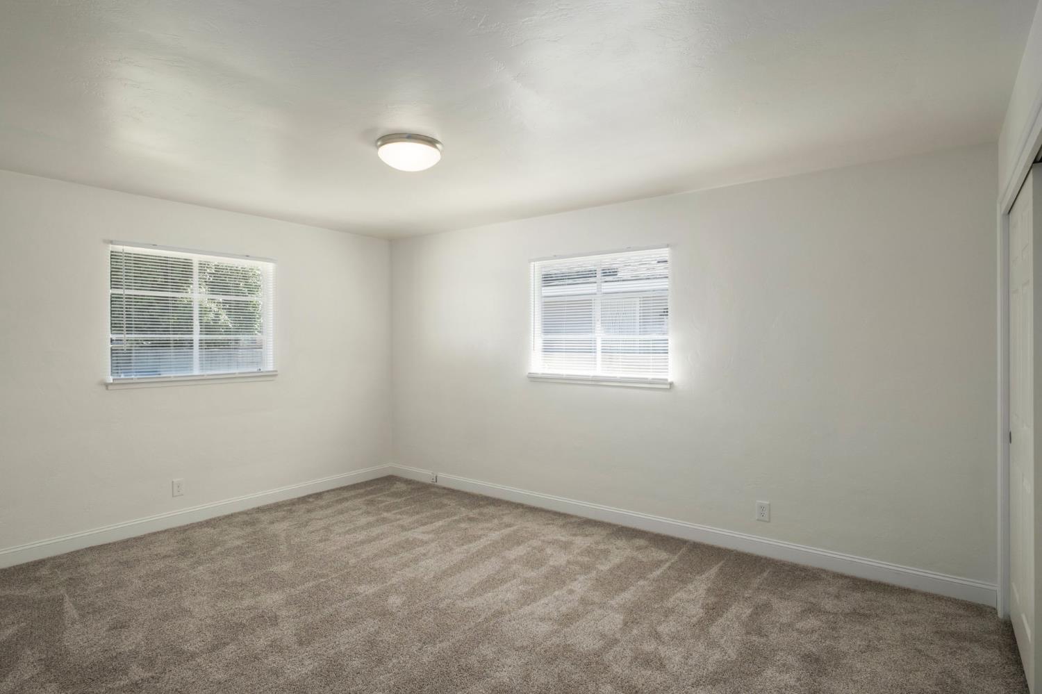 1715 W Terrace Ave, Fresno, CA 93705