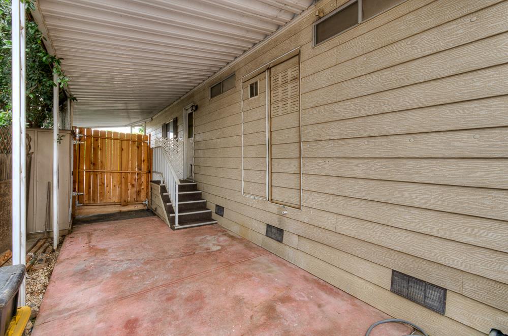 9360 N Blackstone Ave #153, Fresno, CA 93720