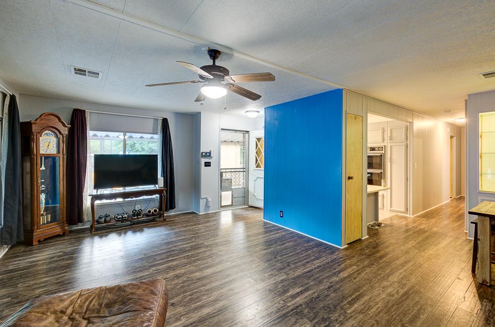 9360 N Blackstone Ave #153, Fresno, CA 93720