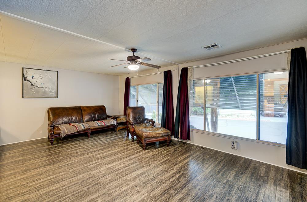 9360 N Blackstone Ave #153, Fresno, CA 93720