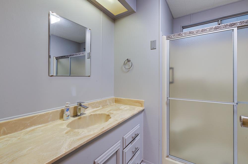 9360 N Blackstone Ave #153, Fresno, CA 93720