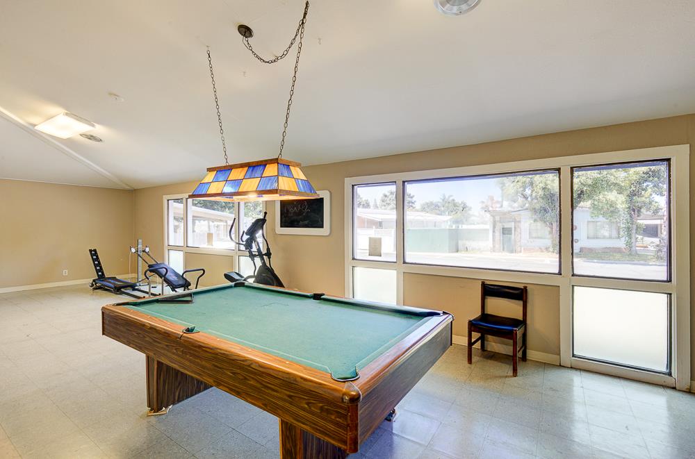 9360 N Blackstone Ave #153, Fresno, CA 93720