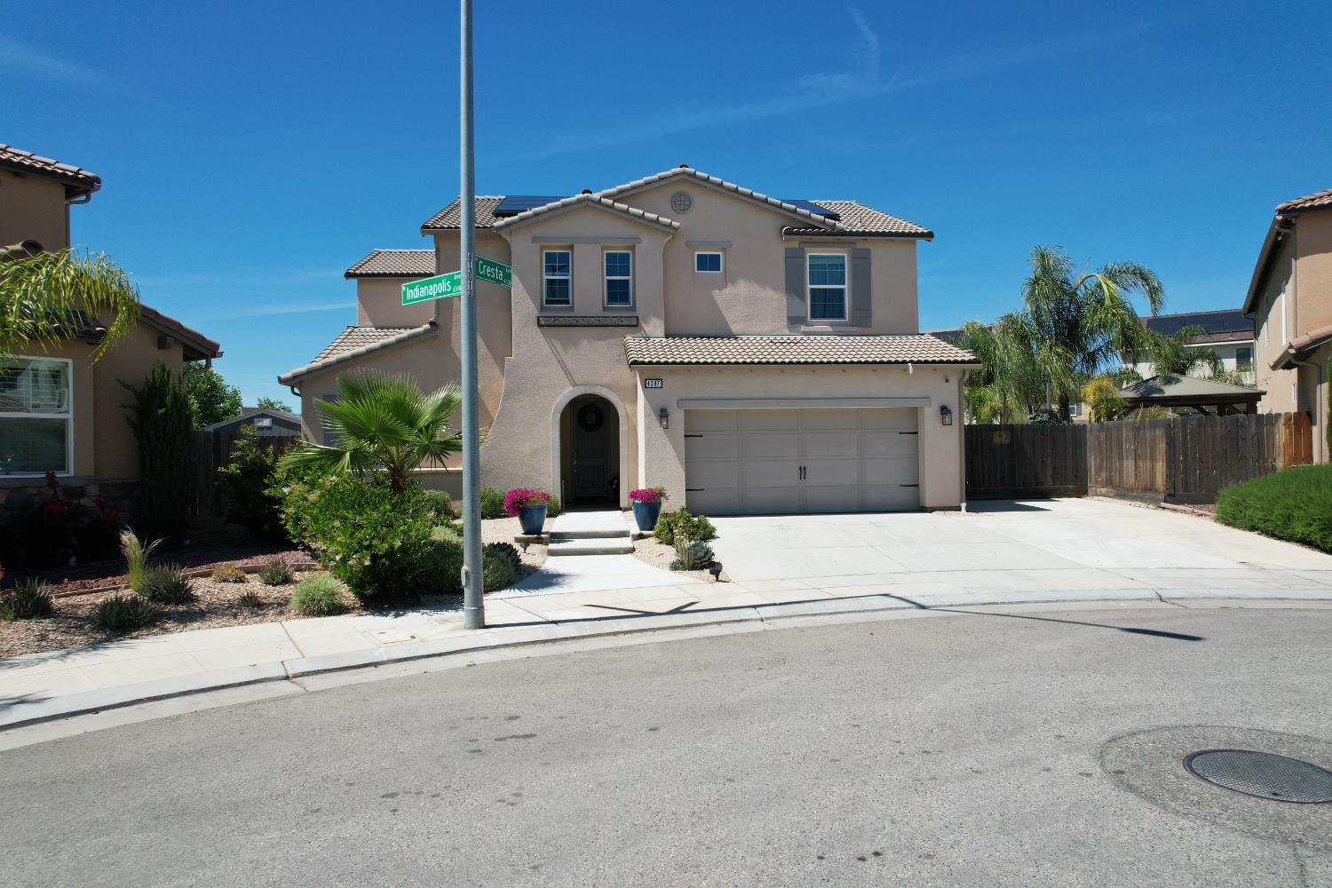 4387 N Cresta Ave, Fresno, CA 93723