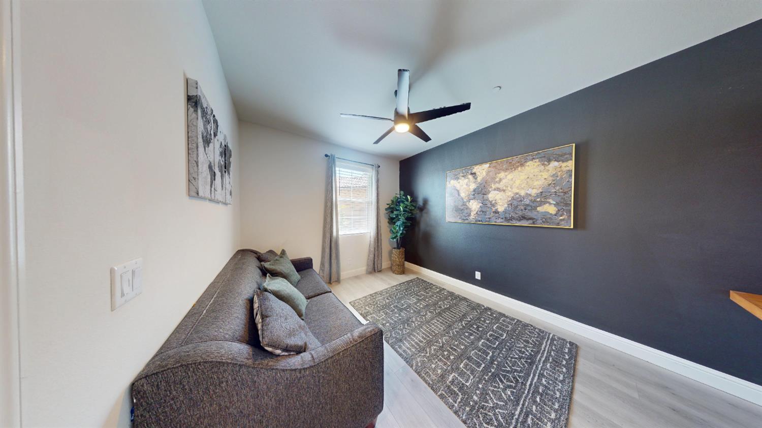 4387 N Cresta Ave, Fresno, CA 93723