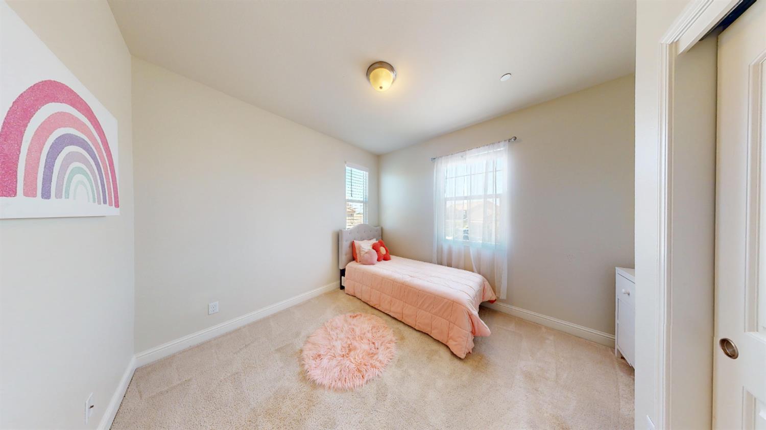 4387 N Cresta Ave, Fresno, CA 93723