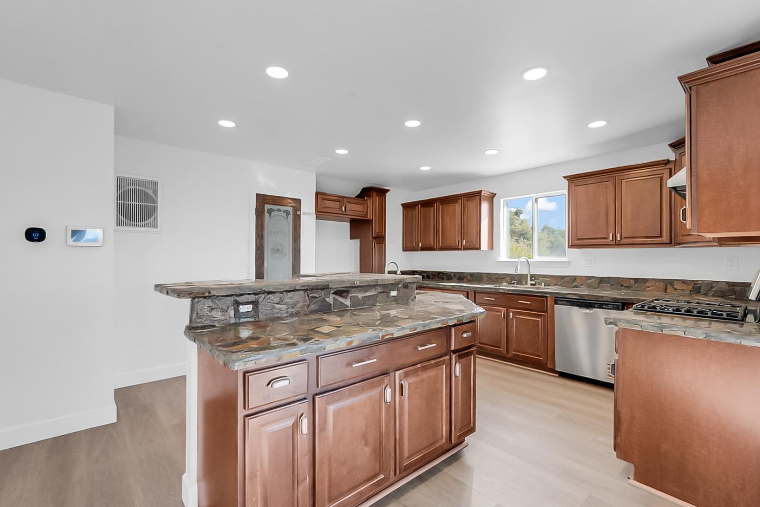 30450 Morgan Canyon Rd, Prather, CA 93651