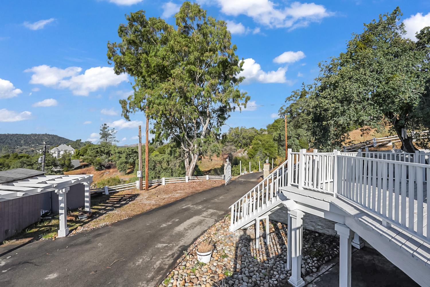 30450 Morgan Canyon Rd, Prather, CA 93651