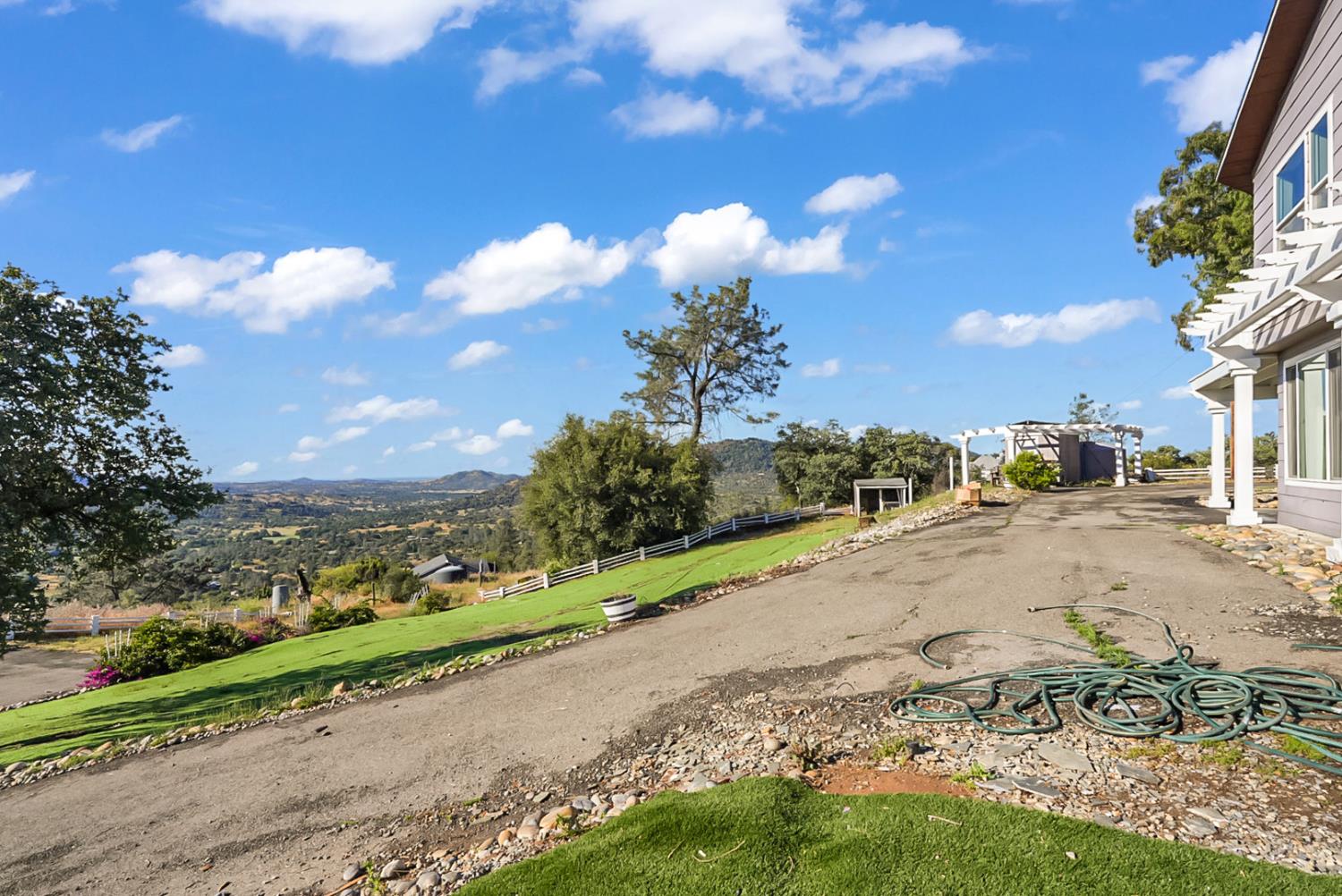 30450 Morgan Canyon Rd, Prather, CA 93651