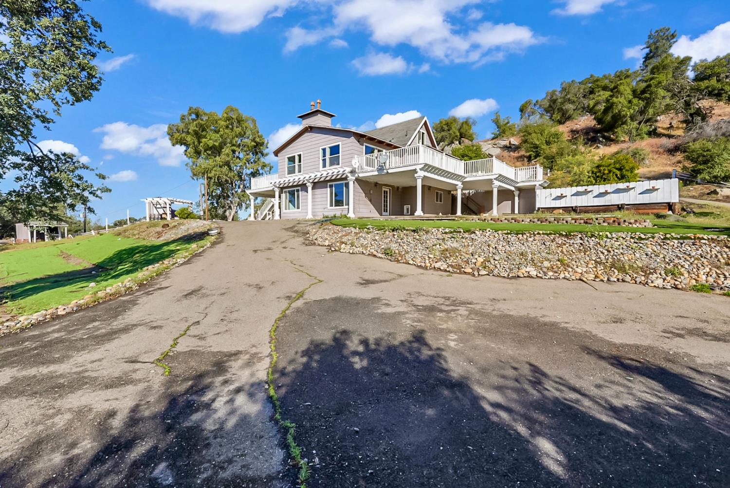 30450 Morgan Canyon Rd, Prather, CA 93651