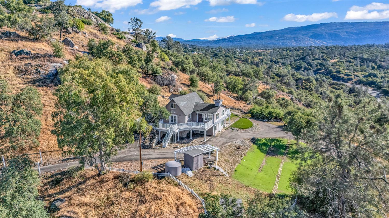 30450 Morgan Canyon Rd, Prather, CA 93651