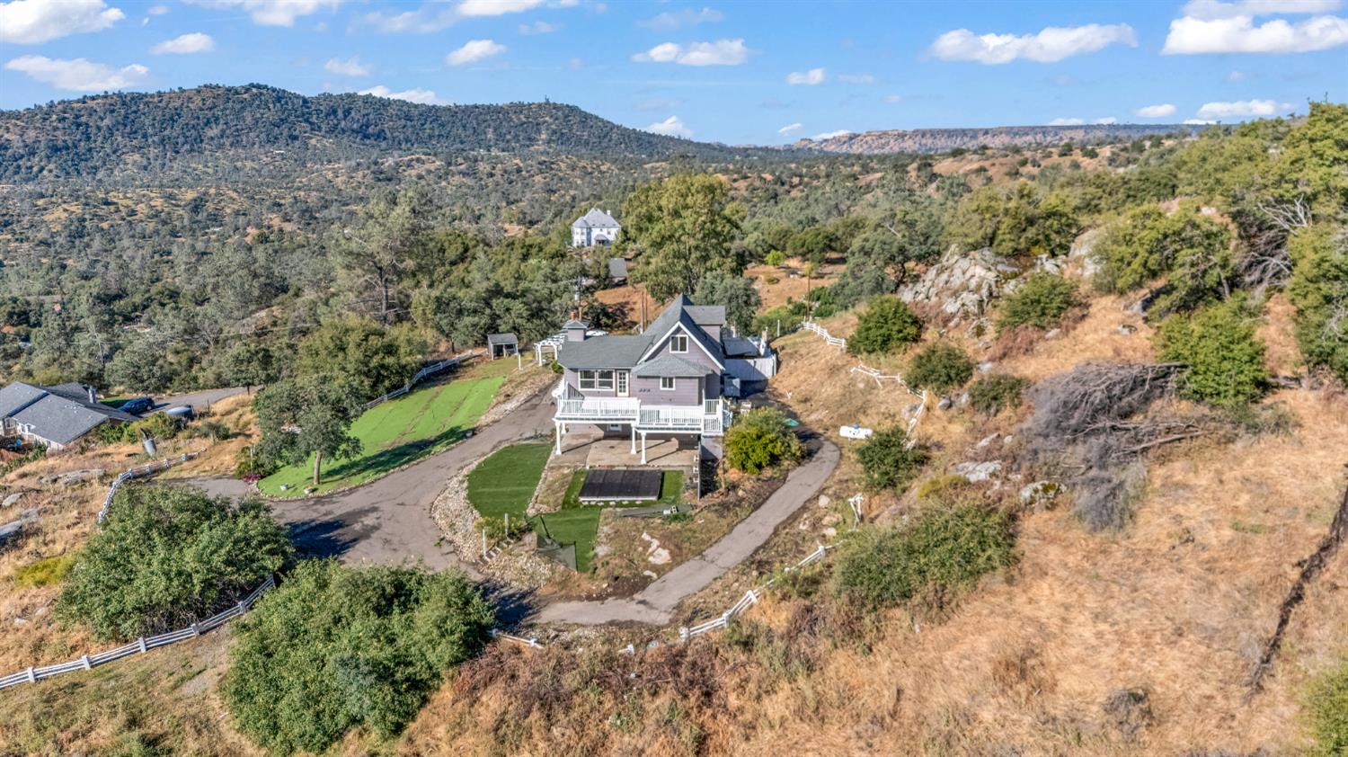 30450 Morgan Canyon Rd, Prather, CA 93651