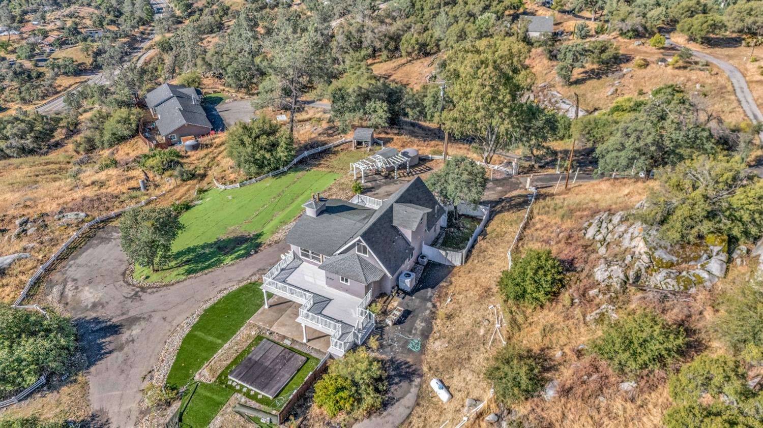 30450 Morgan Canyon Rd, Prather, CA 93651