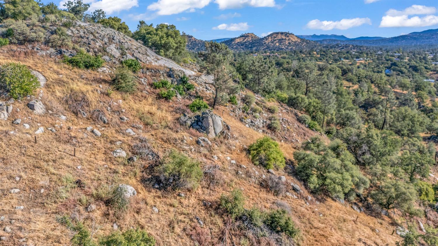 30450 Morgan Canyon Rd, Prather, CA 93651