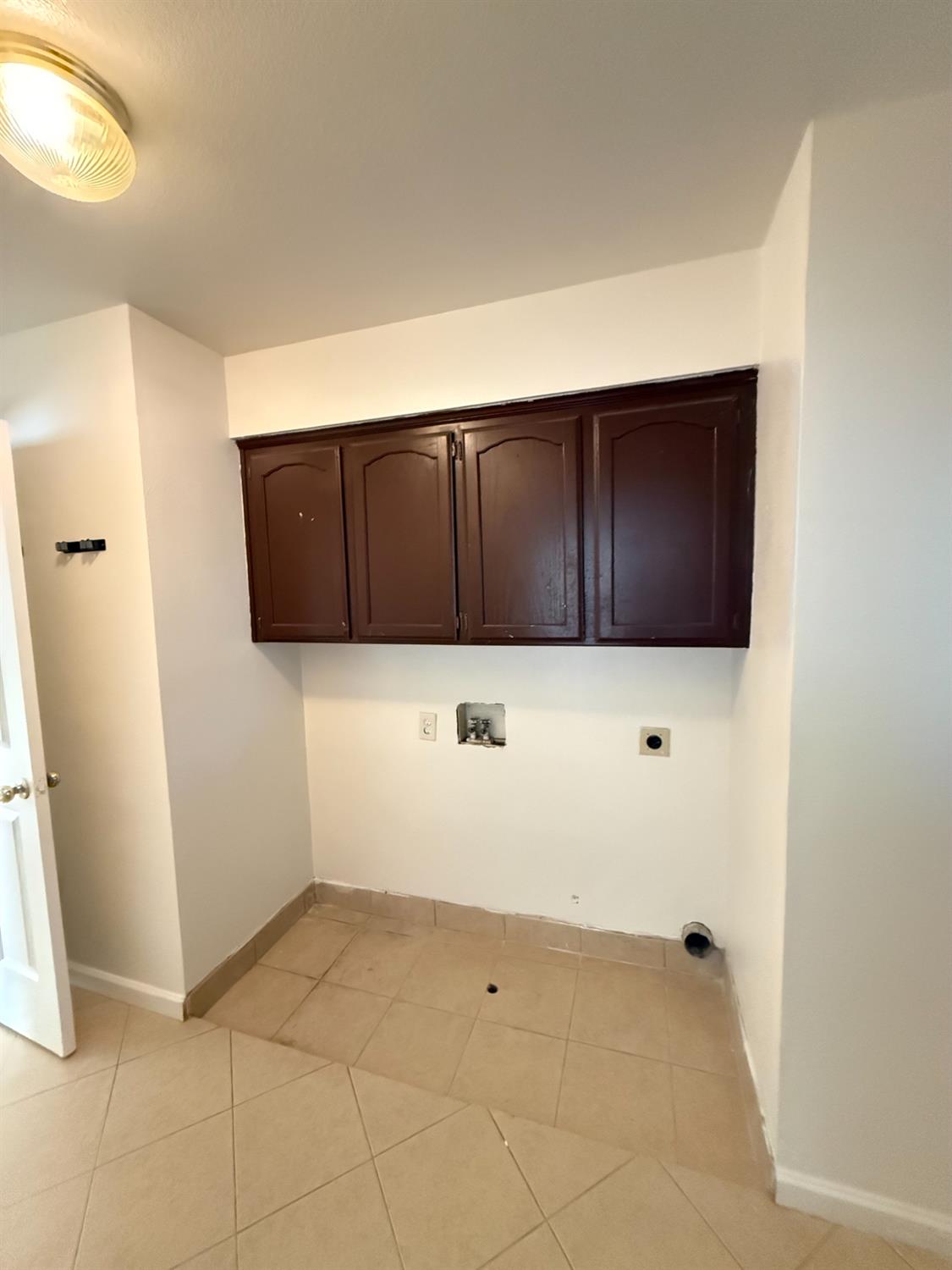 6366 N Forestiere Ave, Fresno, CA 93722