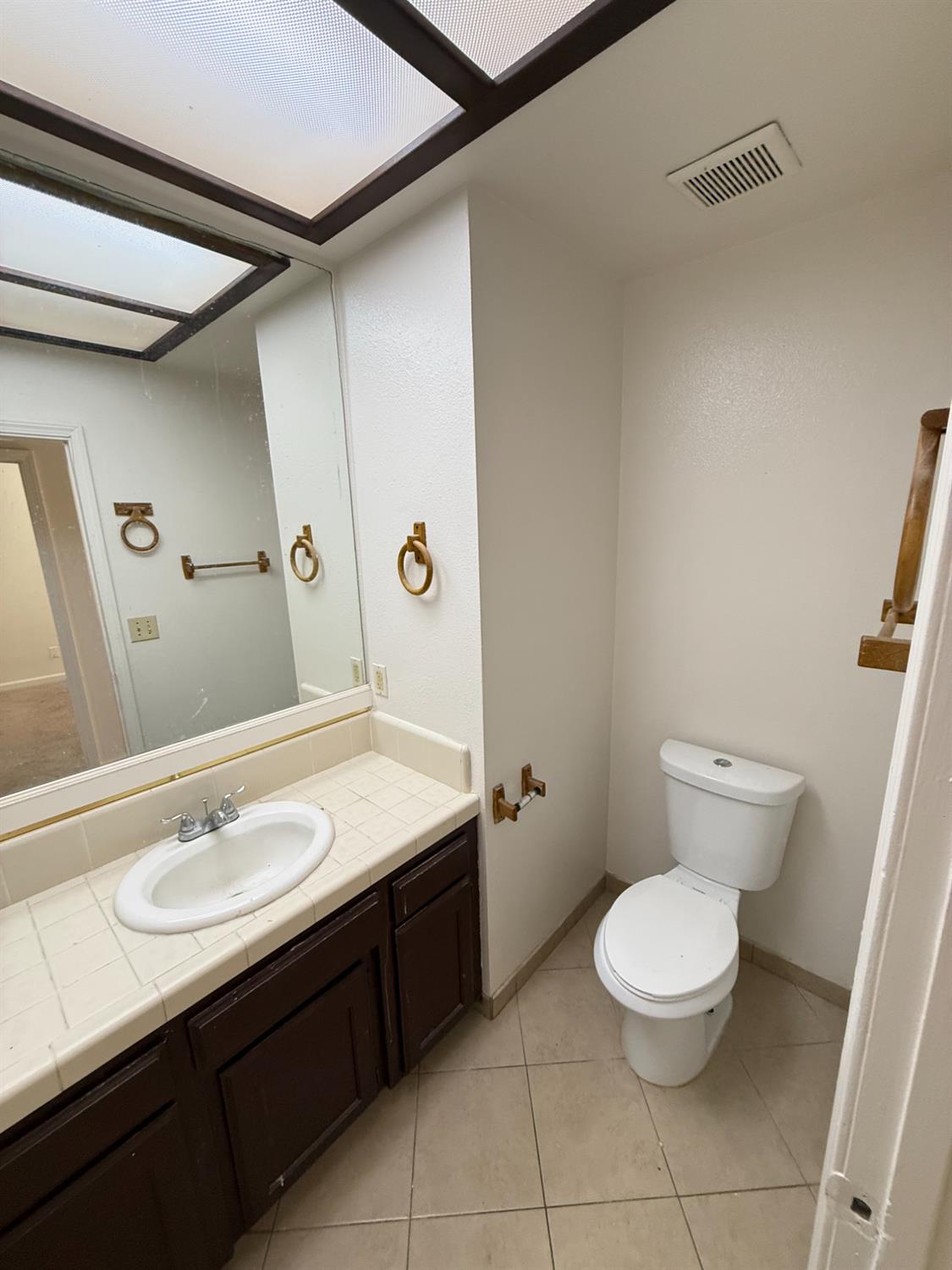 6366 N Forestiere Ave, Fresno, CA 93722