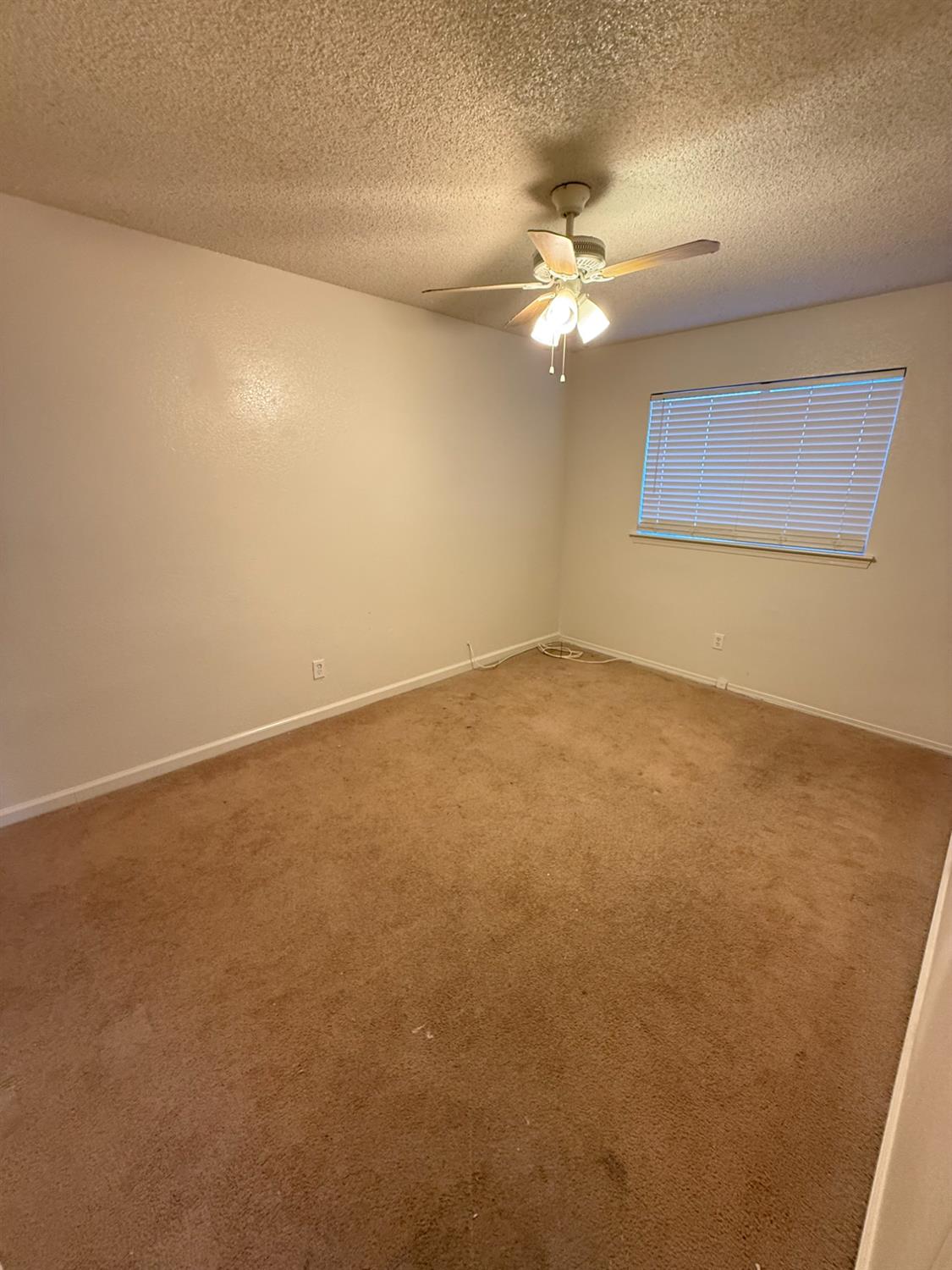 6366 N Forestiere Ave, Fresno, CA 93722