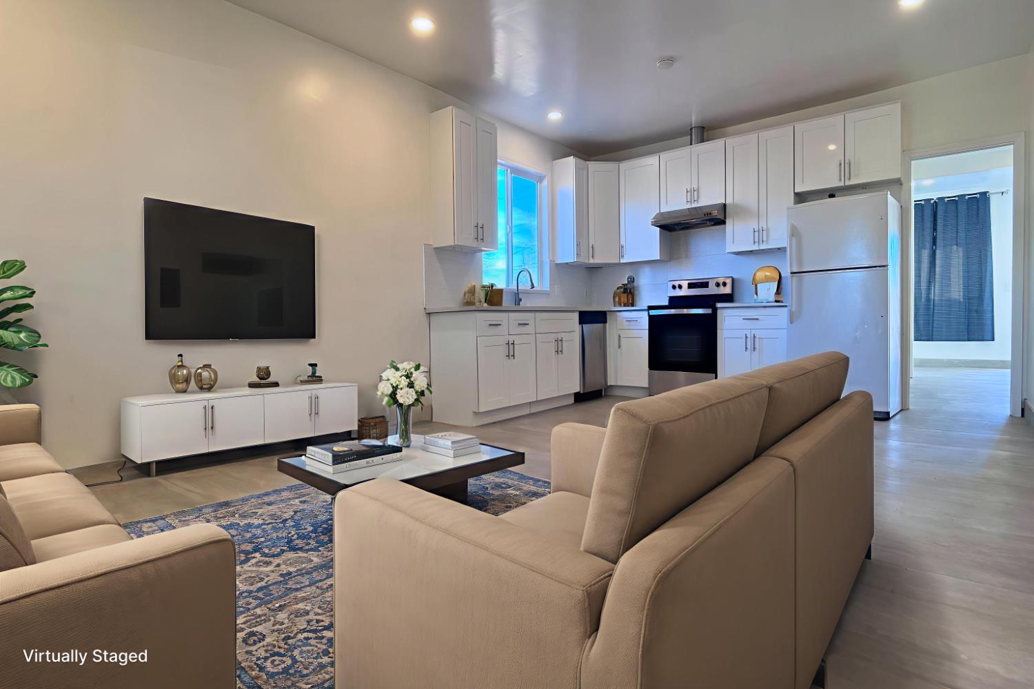 416 E Tuolumne St N, Fresno, CA 93706