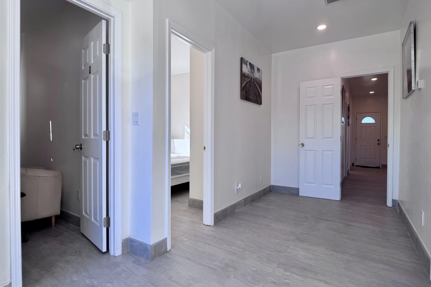 416 E Tuolumne St N, Fresno, CA 93706