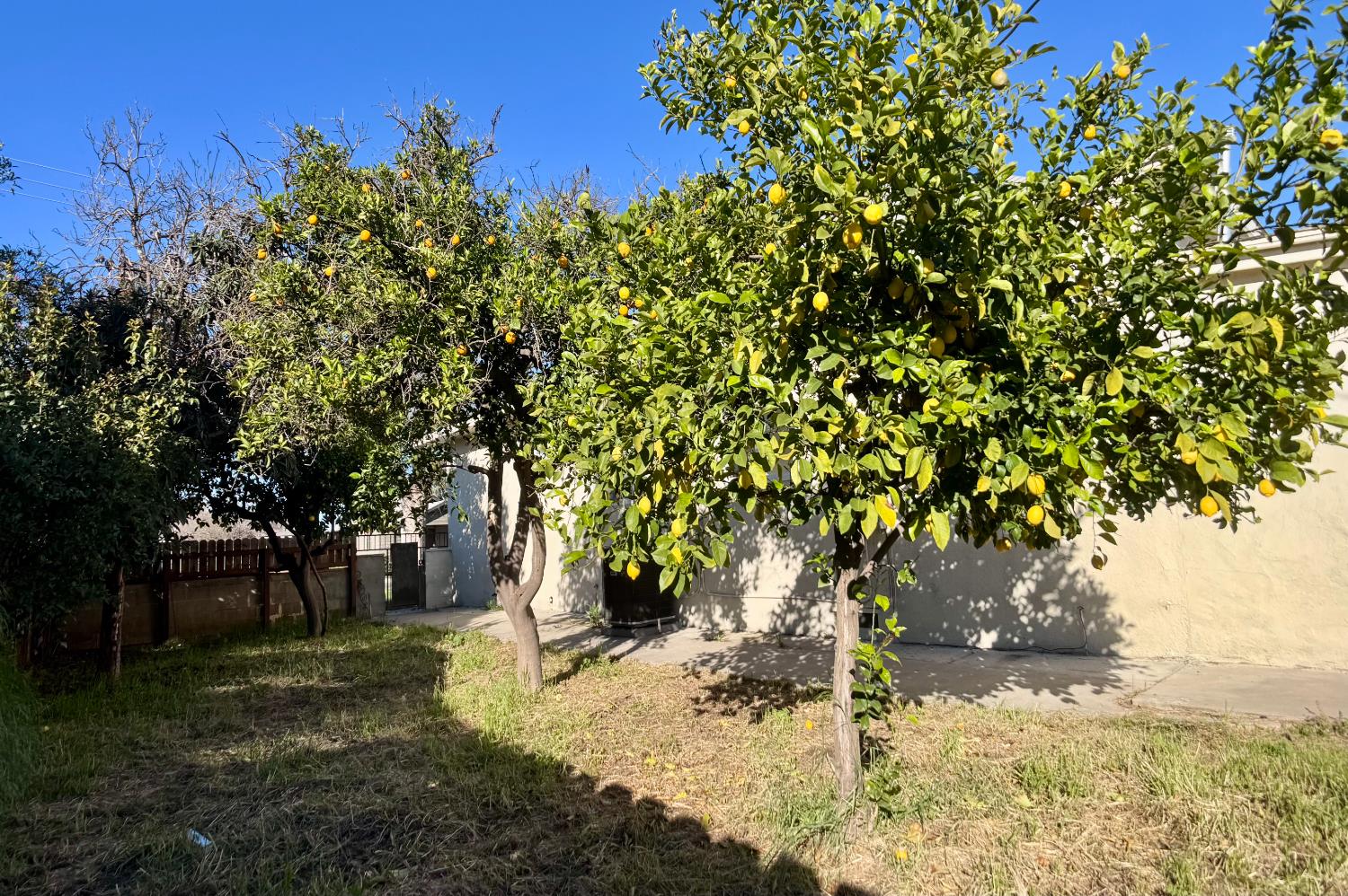 416 E Tuolumne St N, Fresno, CA 93706