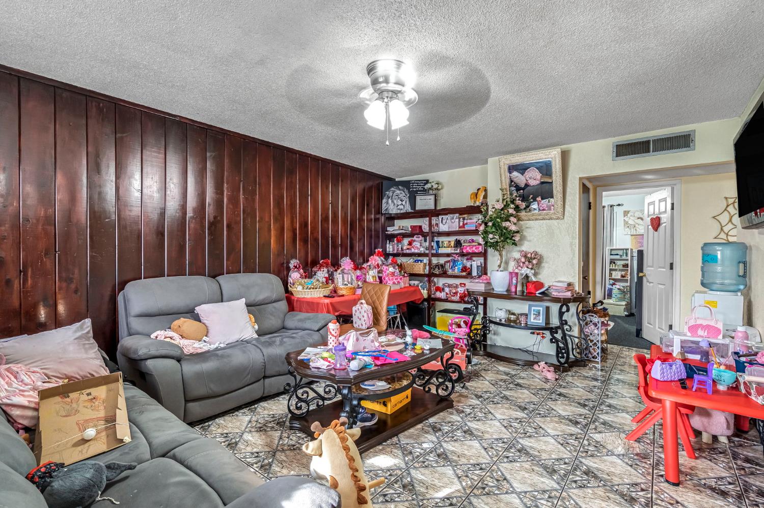 125 12Th St, Orange Cove, CA 93646