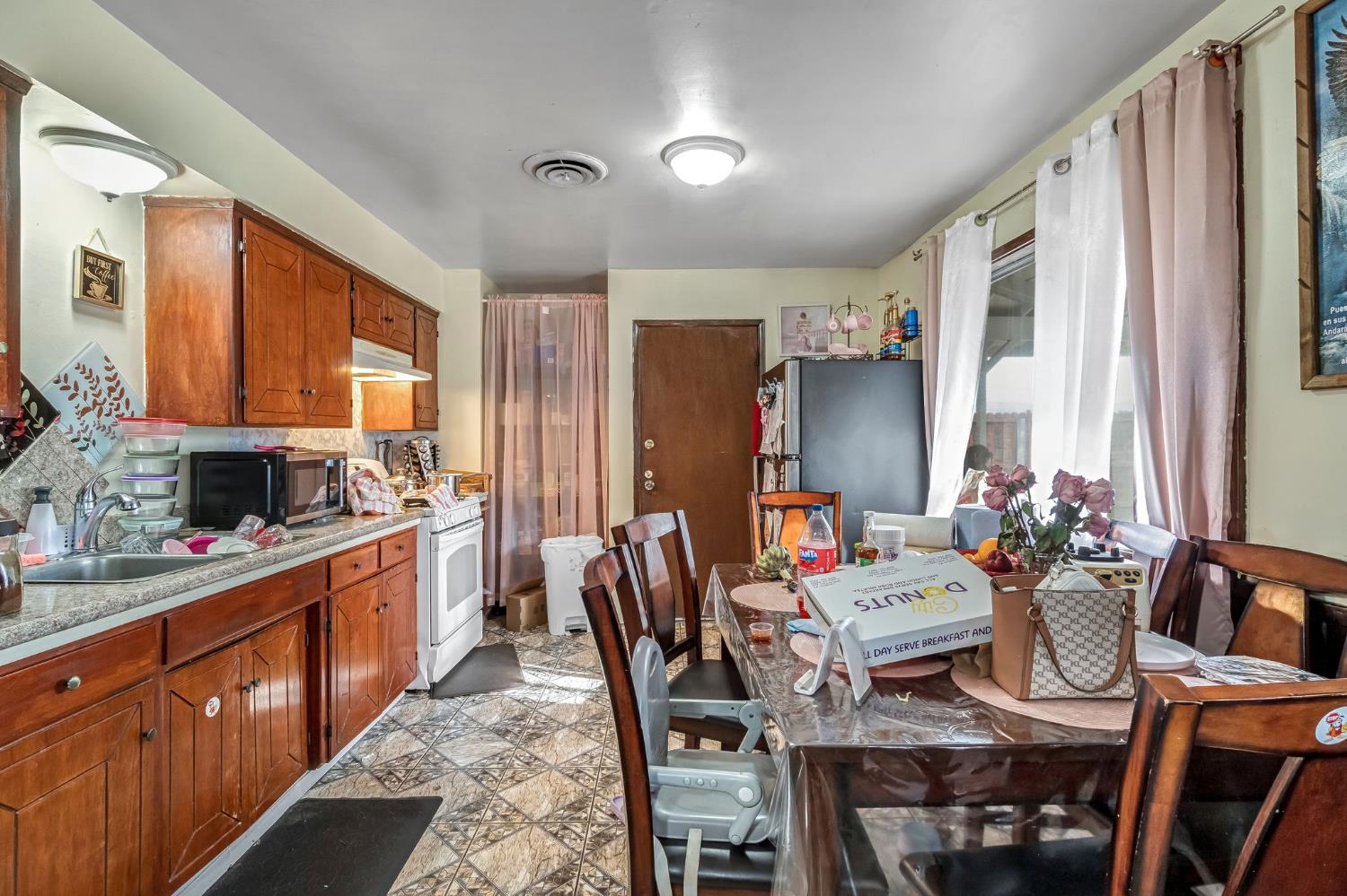 125 12Th St, Orange Cove, CA 93646