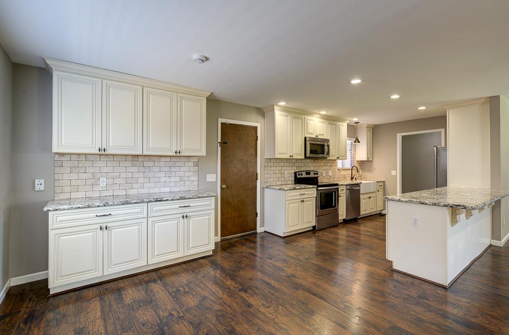 3152 W Morris Ave, Fresno, CA 93711