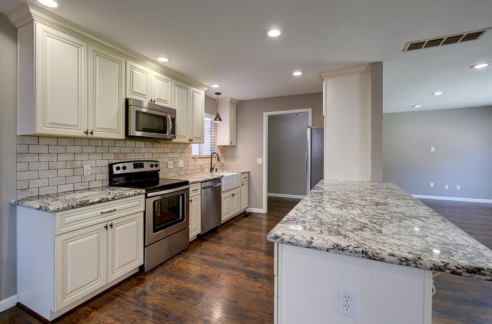 3152 W Morris Ave, Fresno, CA 93711