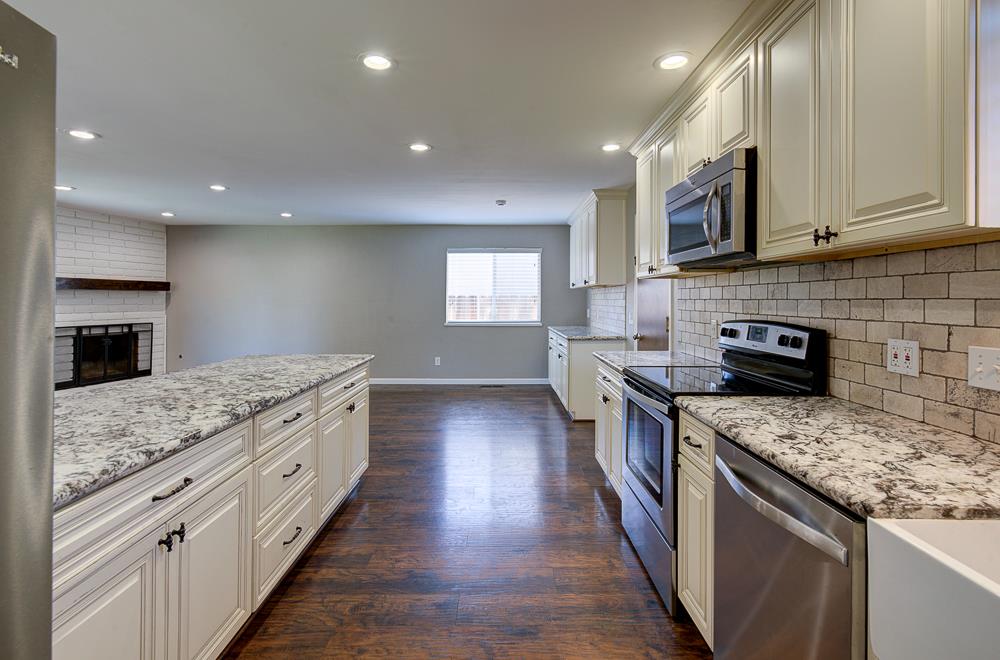 3152 W Morris Ave, Fresno, CA 93711