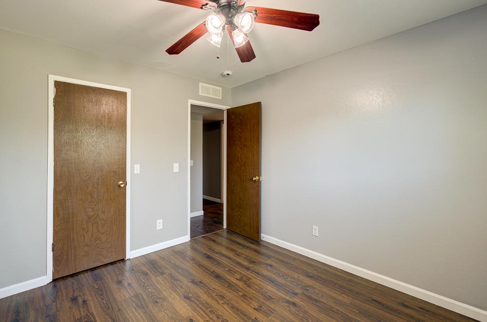 3152 W Morris Ave, Fresno, CA 93711