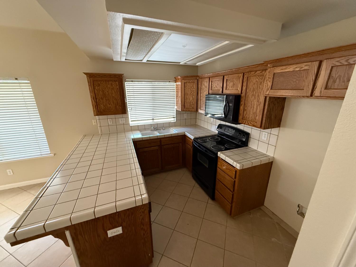 4702 W Mesa Ave, Fresno, CA 93722