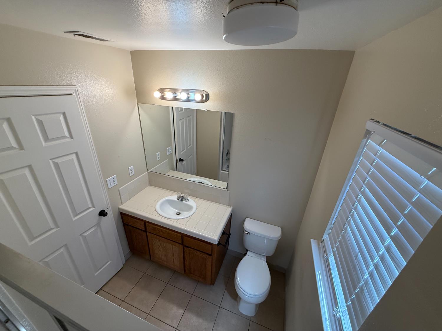 4702 W Mesa Ave, Fresno, CA 93722