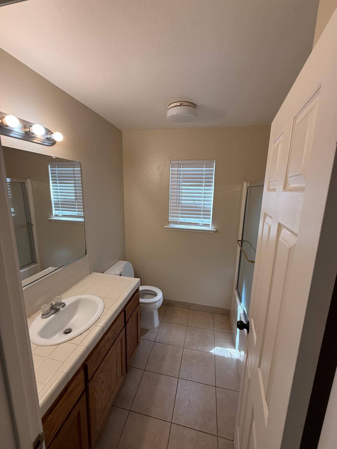 4702 W Mesa Ave, Fresno, CA 93722