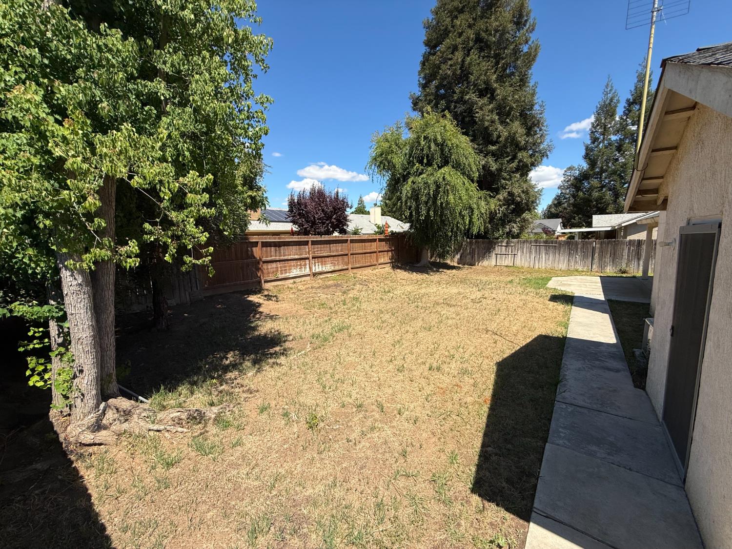 4702 W Mesa Ave, Fresno, CA 93722