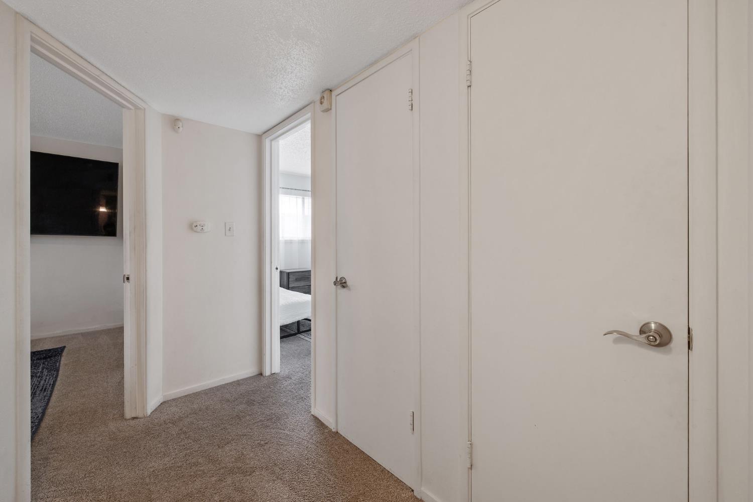 692 W Gettysburg Ave, Clovis, CA 93612