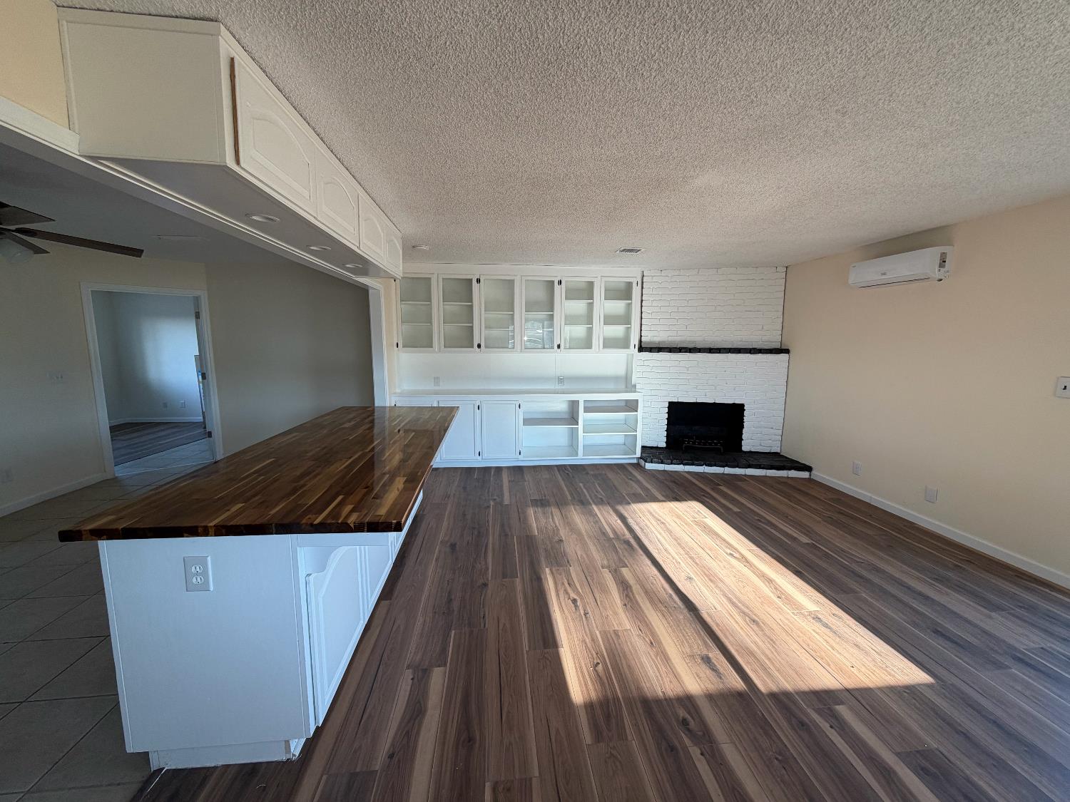 12447 E Herndon Ave, Clovis, CA 93619