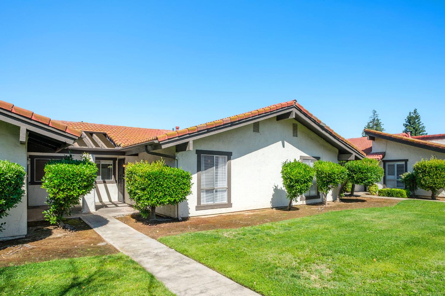 317 W Sierra Ave #114, Fresno, CA 93704