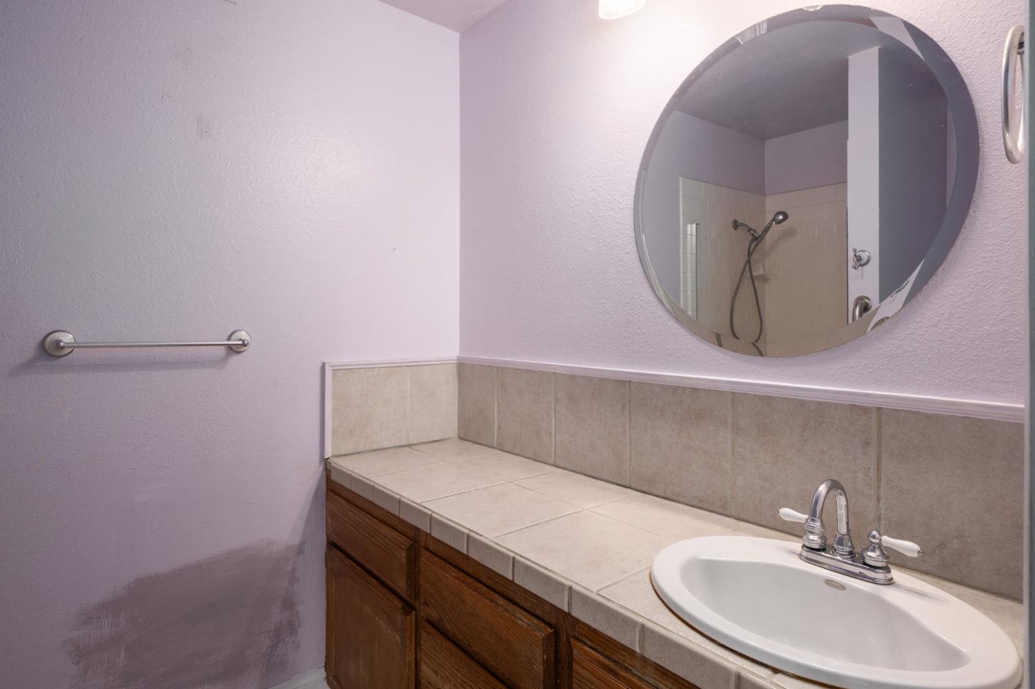 317 W Sierra Ave #114, Fresno, CA 93704