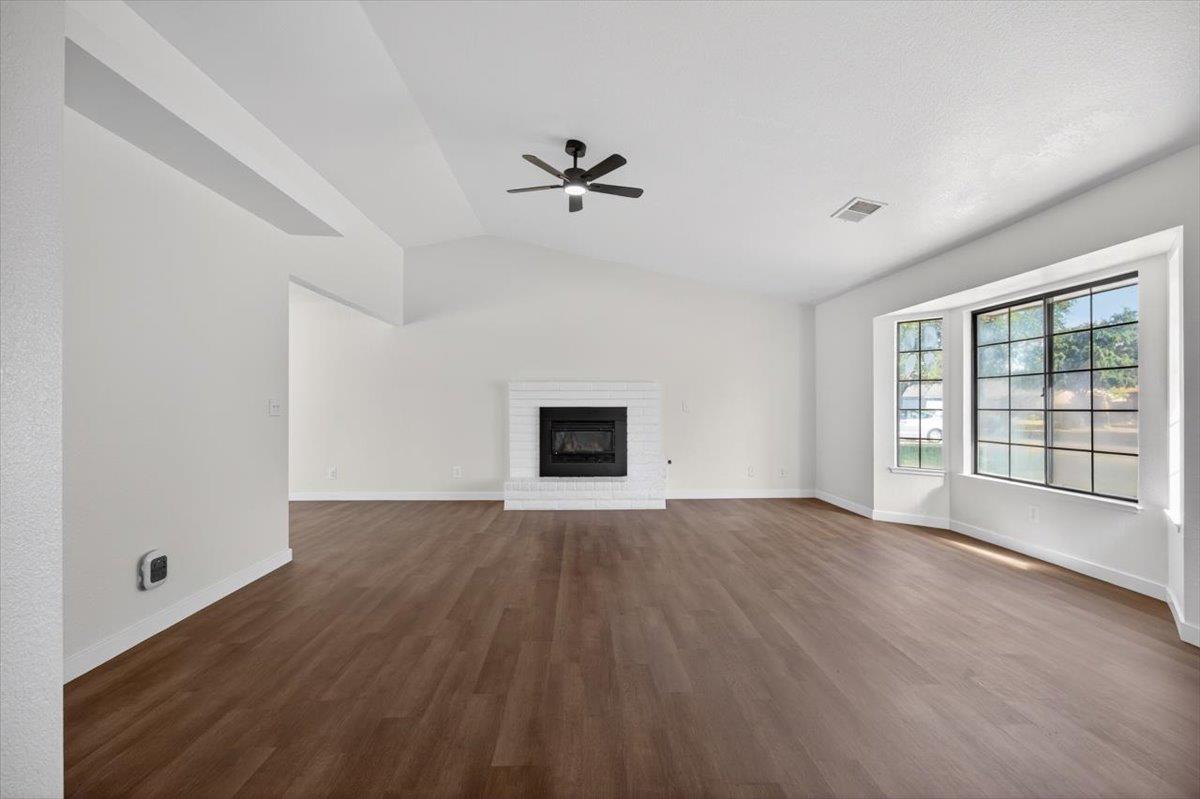 3670 W Fedora Ave, Fresno, CA 93722