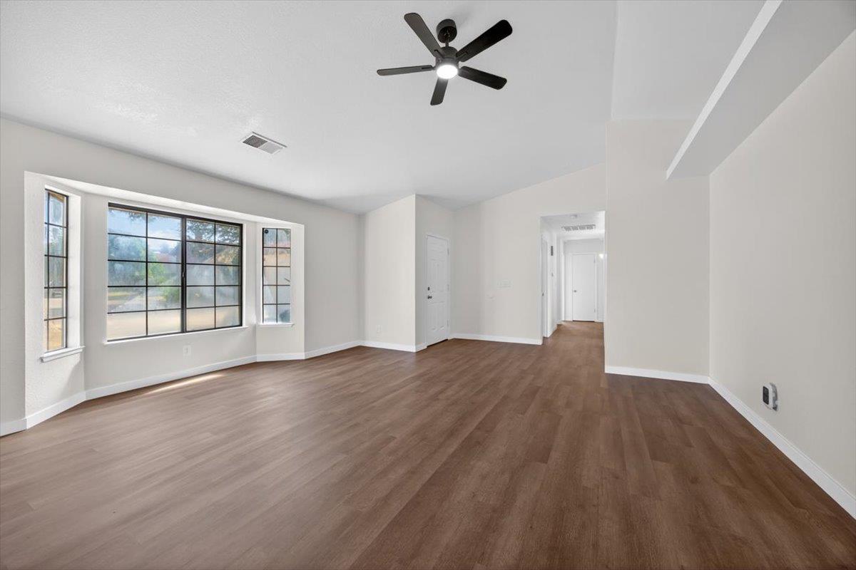 3670 W Fedora Ave, Fresno, CA 93722