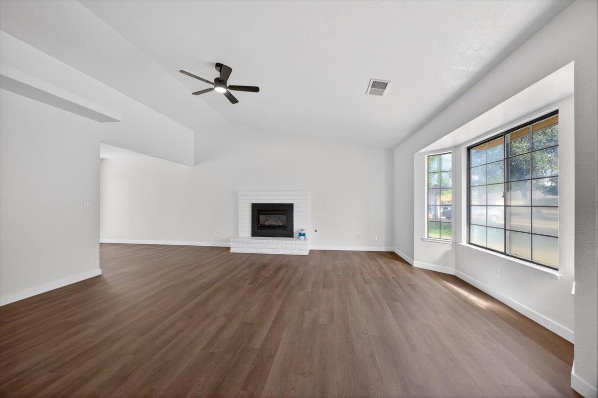 3670 W Fedora Ave, Fresno, CA 93722