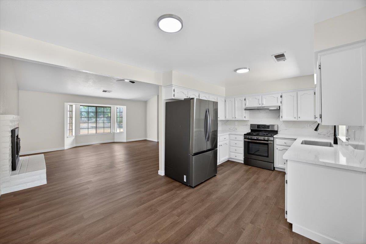 3670 W Fedora Ave, Fresno, CA 93722