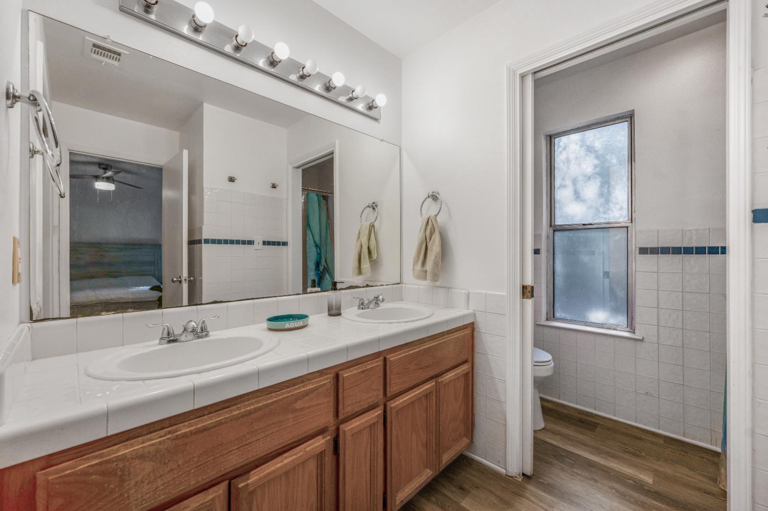 651 N Laverne Ave, Fresno, CA 93727